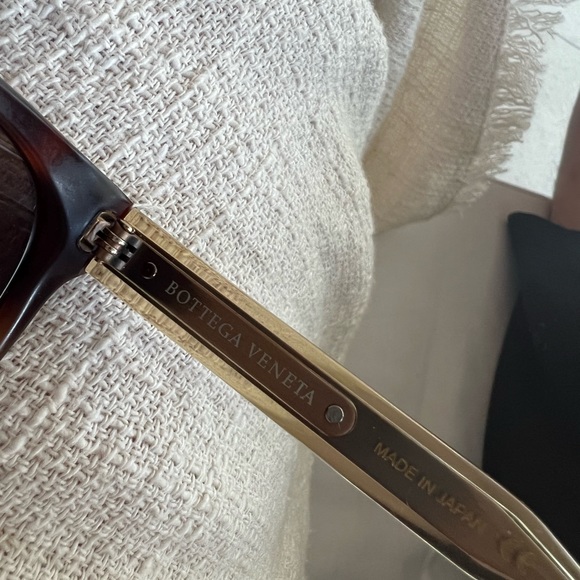 Bottega Veneta Sunglasses - Picture 6 of 11